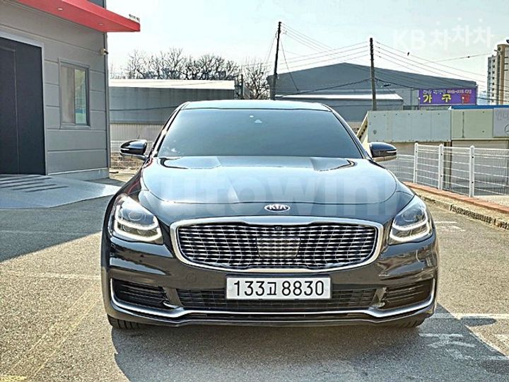 Kia K9 2019 KNAS1418DKS016499 — 3