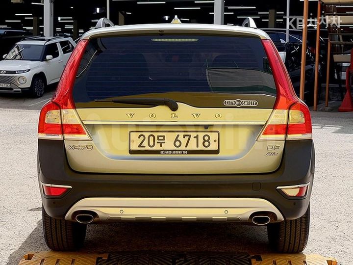 Volvo XC70 2014 — 3