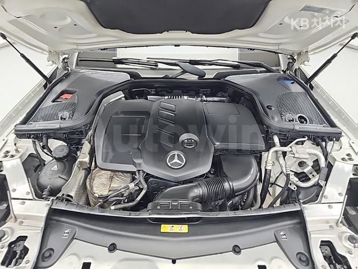 Mercedes-Benz E Class 2018 — 5