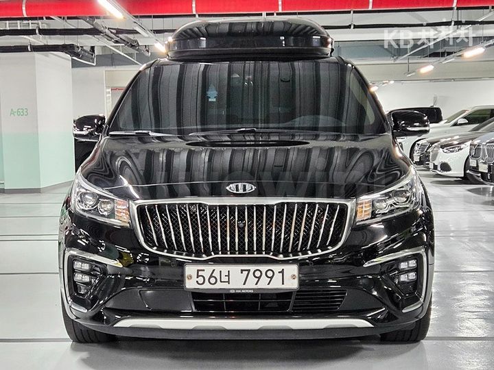 Kia Carnival 2019 KNAME811BKS477392 — 3
