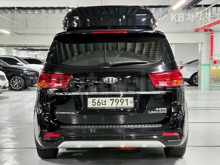 Kia Carnival 2019 KNAME811BKS477392 — 4