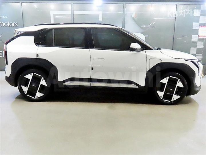 Kia EV3 2025 — 3