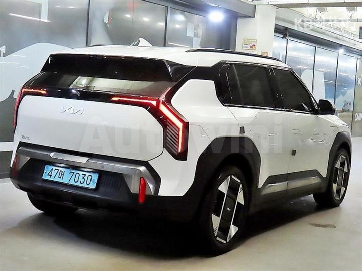 Kia EV3 2025 — 4