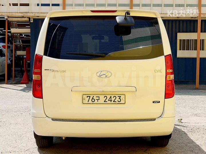 Hyundai Starex 2011 — 3