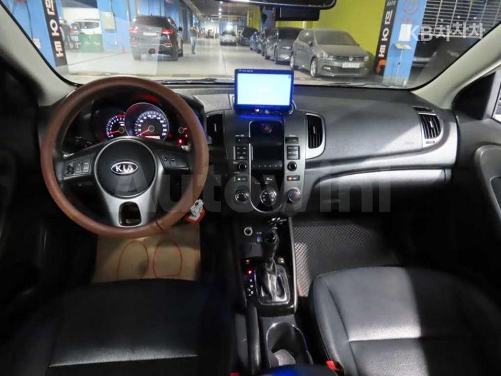 Kia Forte 2012 — 5
