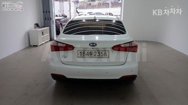 Kia K3 2015 KNAFJ412BFA467889 — 4