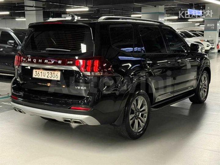 Kia Mohave 2021 KNAKN814DMA228091 — 4