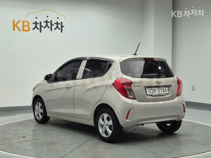 Chevrolet Spark 2017 KLYDC487DHC717042 — 2
