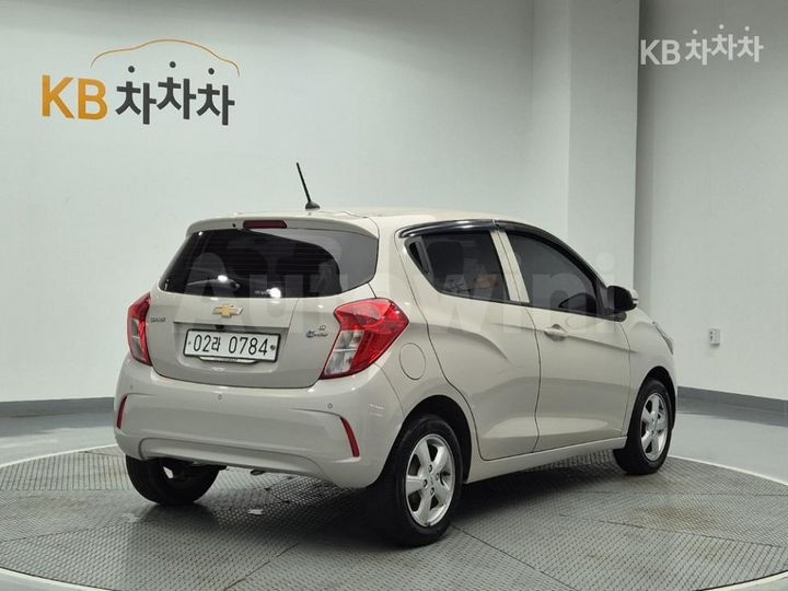 Chevrolet Spark 2017 KLYDC487DHC717042 — 3