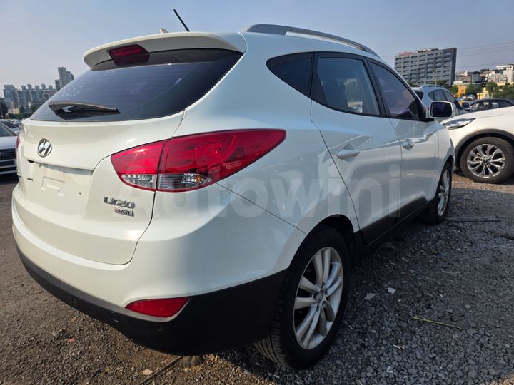 Hyundai Tucson 2012 — 5