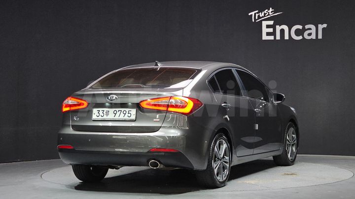 Kia K3 2013 — 2