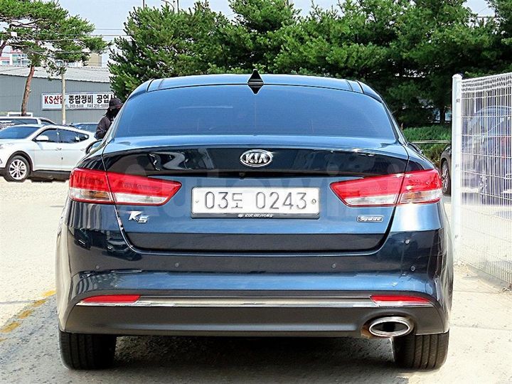 Kia K5 2017 — 4