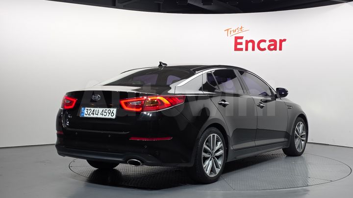 Kia K5 2014 — 2