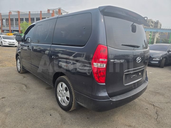Hyundai Starex 2016 — 3