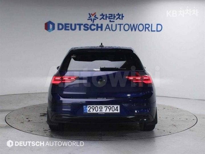 Volkswagen Golf 2022 — 4