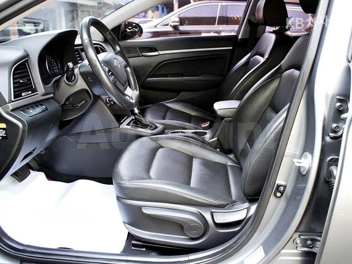 Hyundai Avante 2016 KMHD741DBGU170802 — 5