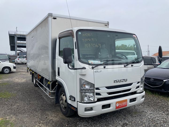 Isuzu Elf 2018 — 4