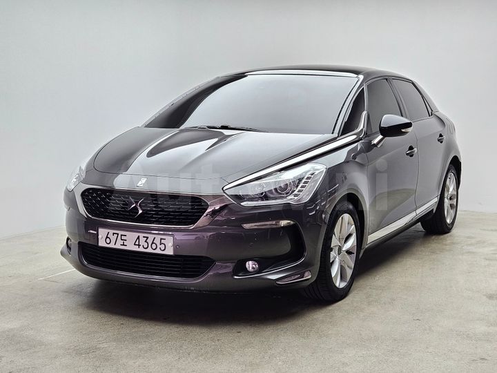 Citroen DS5