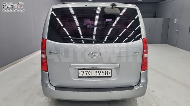 Hyundai Starex 2017 — 4