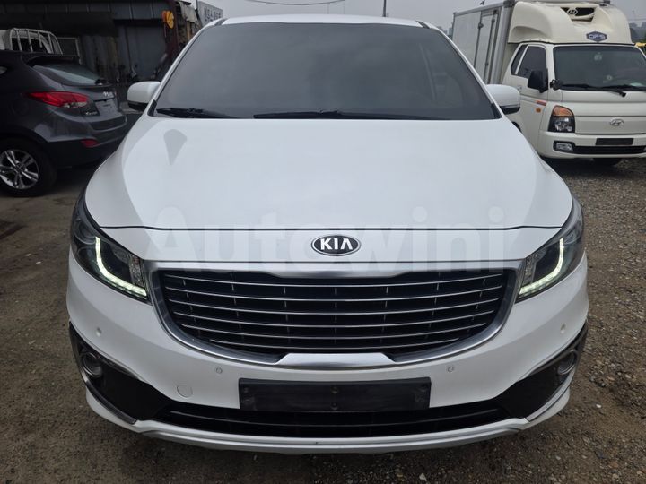 Kia Carnival 2018 — 2