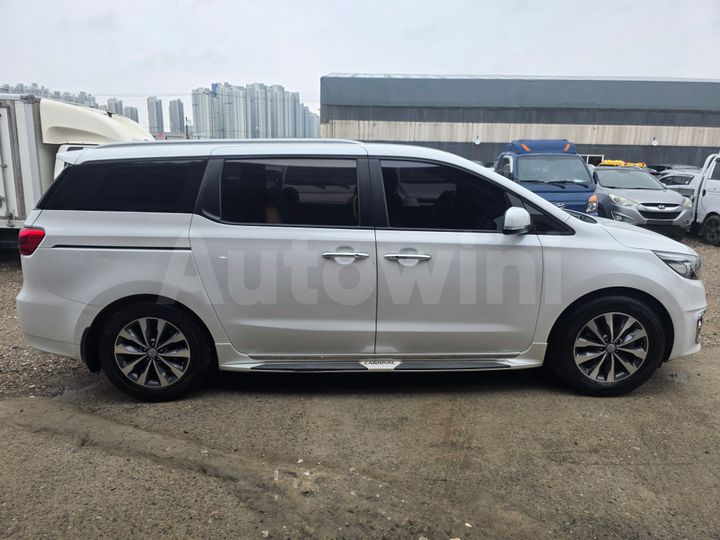 Kia Carnival 2018 — 4