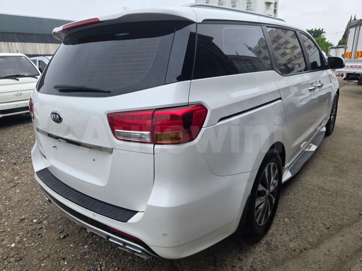 Kia Carnival 2018 — 5