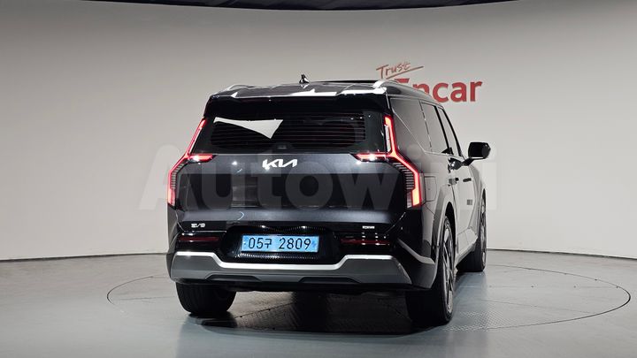 Kia EV9 2024 — 3