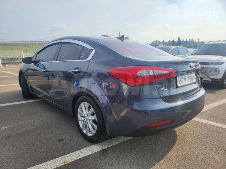 Kia K3 2013 KNAFK412BDA024261 — 3