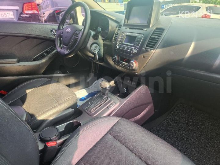Kia K3 2013 KNAFK412BDA024261 — 4