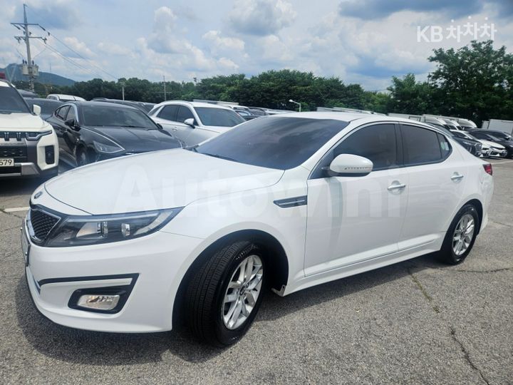 Kia K5 2014 KNAGL419BEA526043 — 2