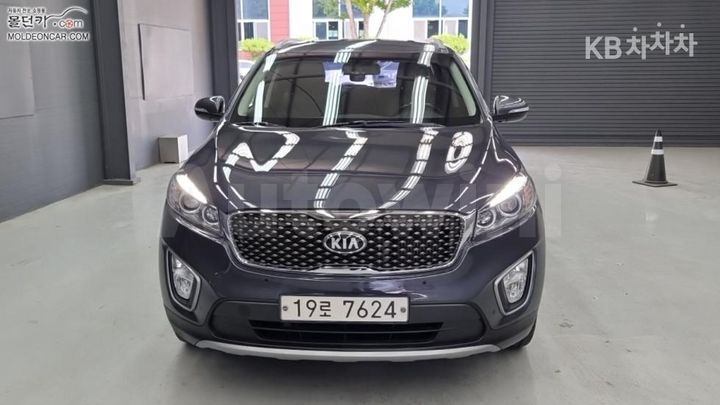 Kia Sorento 2015 KNAPK81ABFA110699 — 3