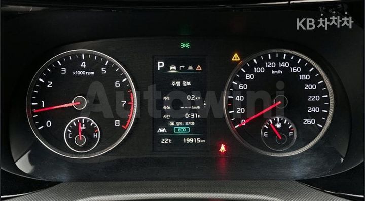 Kia K5 2022 KNAG741BBNA168824 — 4