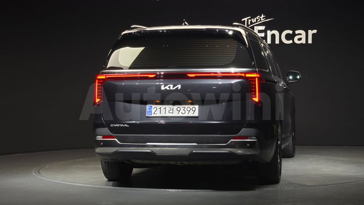 Kia Carnival 2025 — 4