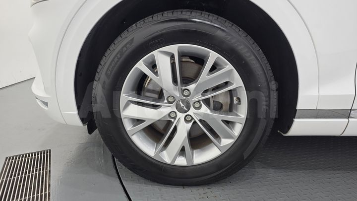 Genesis GV70 2023 — 5