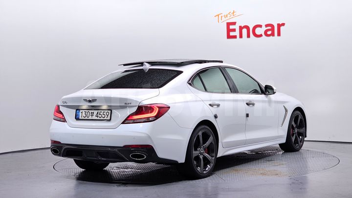 Genesis G70 2020 — 2