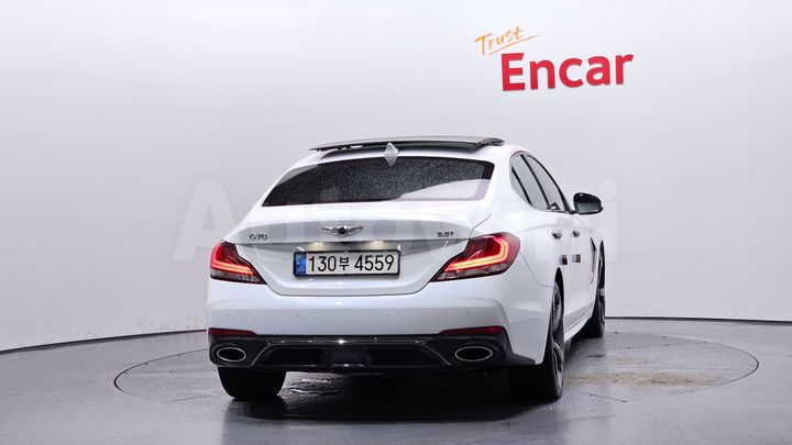 Genesis G70 2020 — 4