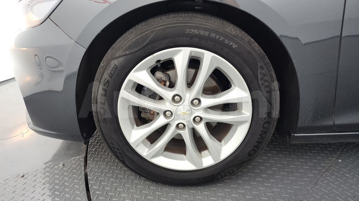 Chevrolet Malibu 2017 — 5
