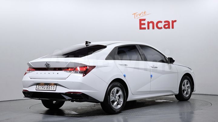 Hyundai Avante 2023 — 2