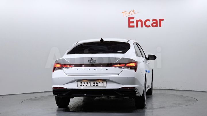 Hyundai Avante 2023 — 4