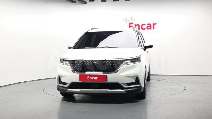 Kia Carnival 2023 — 3