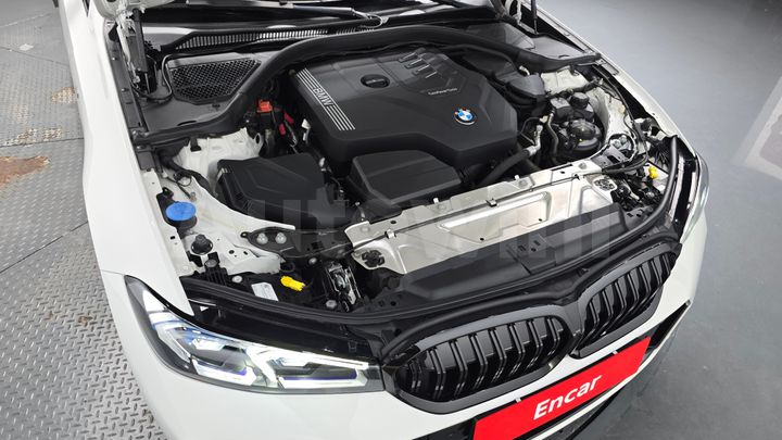 BMW 3 Series 2023 — 5