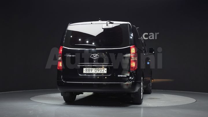 Hyundai Starex 2021 — 5