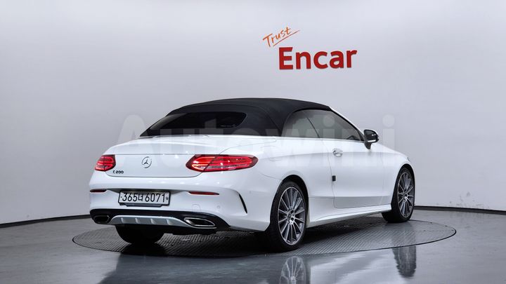 Mercedes-Benz C Class 2018 — 2
