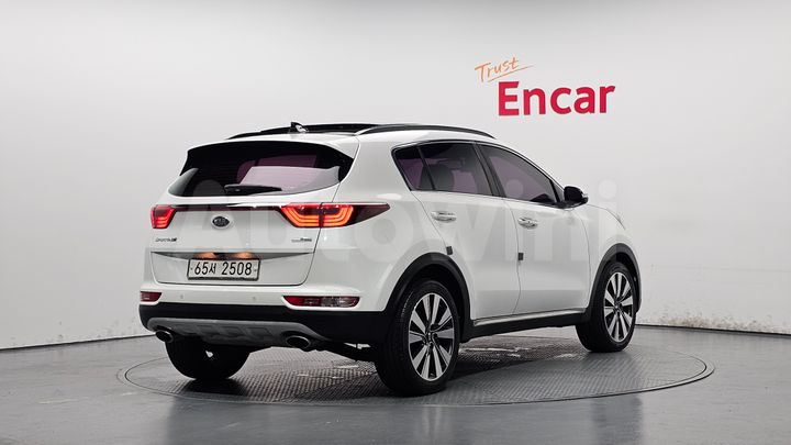 Kia Sportage 2018 — 2