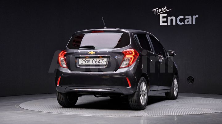 Chevrolet Spark 2016 — 2