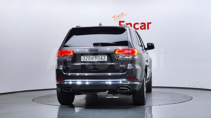 Jeep Cherokee 2019 — 4