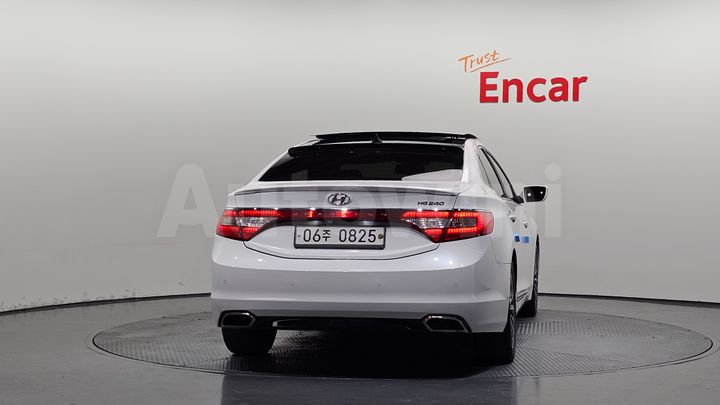 Hyundai Grandeur 2012 — 4