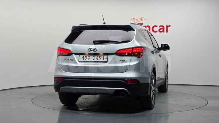 Hyundai SantaFe 2015 — 3