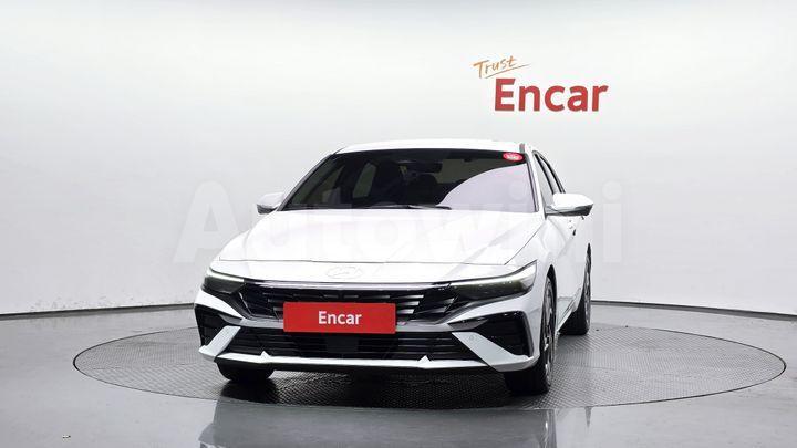 Hyundai Avante 2026 — 3