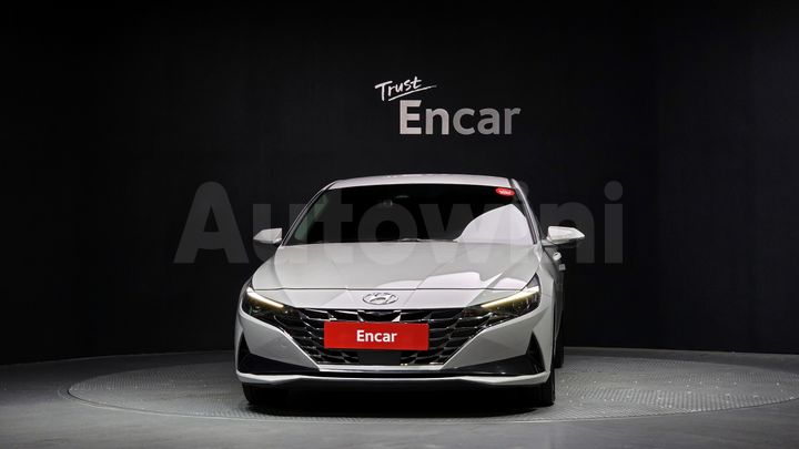Hyundai Avante 2023 — 3
